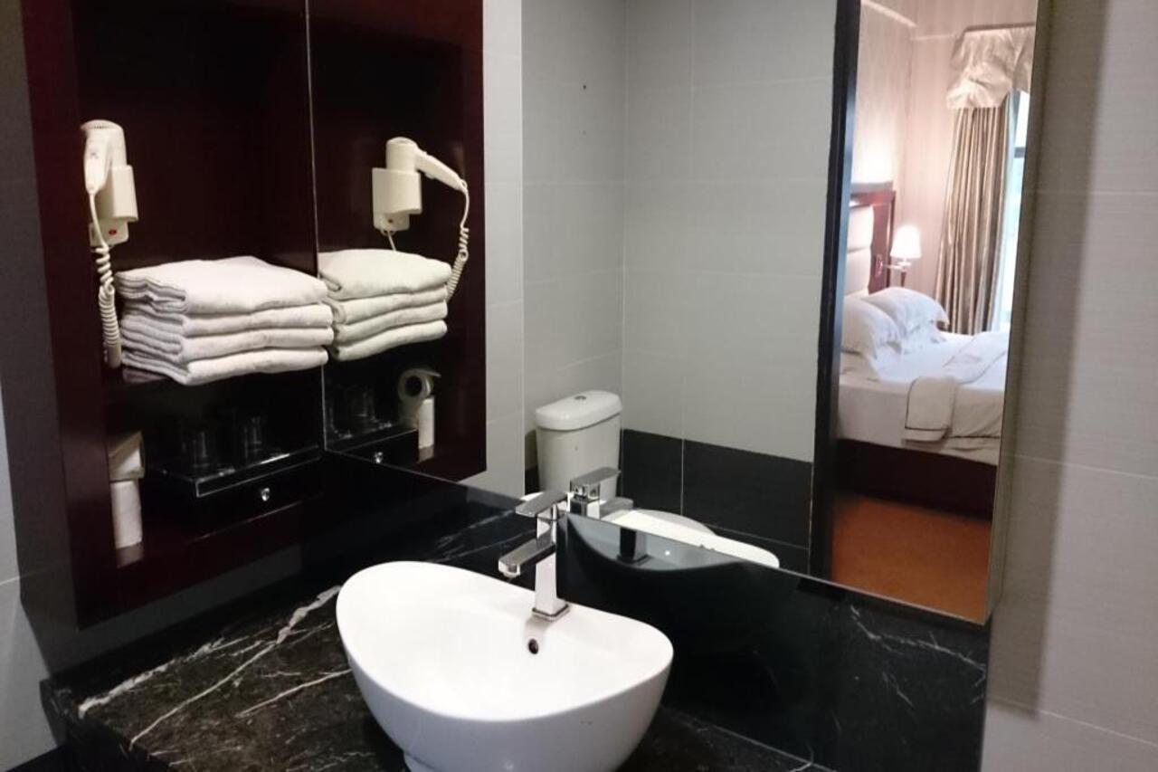 Pariss Hotel Τζόχορ Μπάχρου Εξωτερικό φωτογραφία