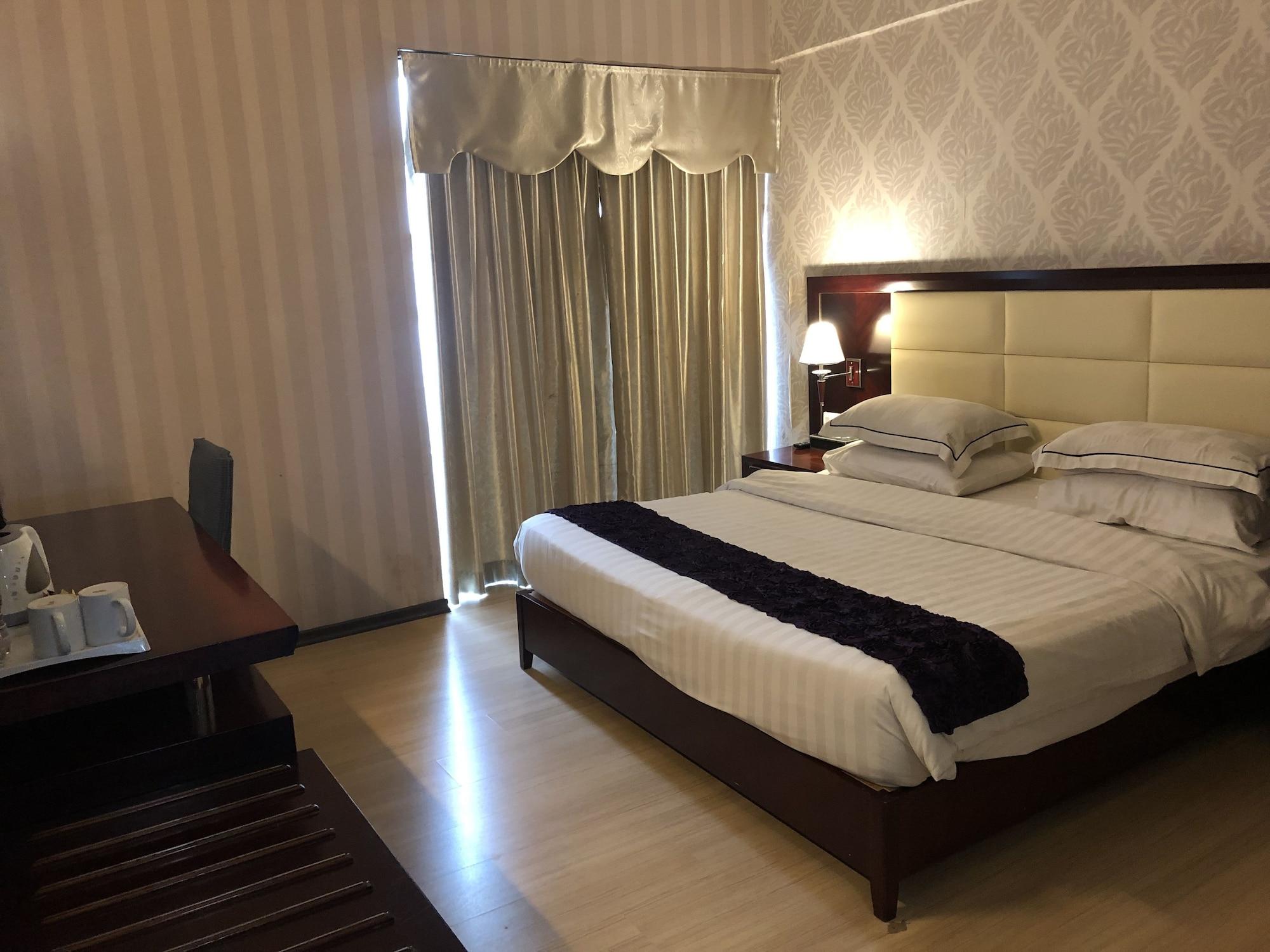Pariss Hotel Τζόχορ Μπάχρου Εξωτερικό φωτογραφία